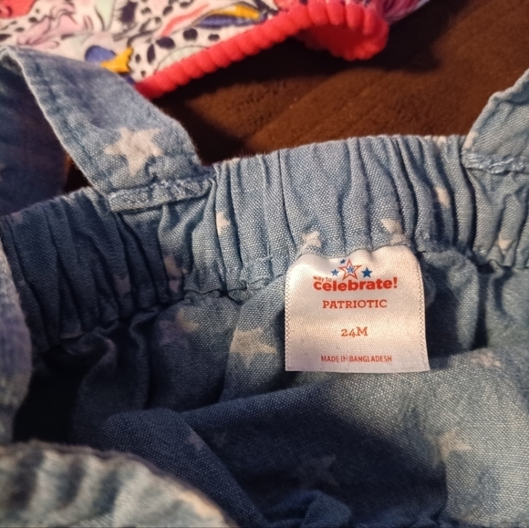 VINCE CAMUTO/ CELEBRATE, 24 MONTH BUNDLE. - Picture 5 of 6